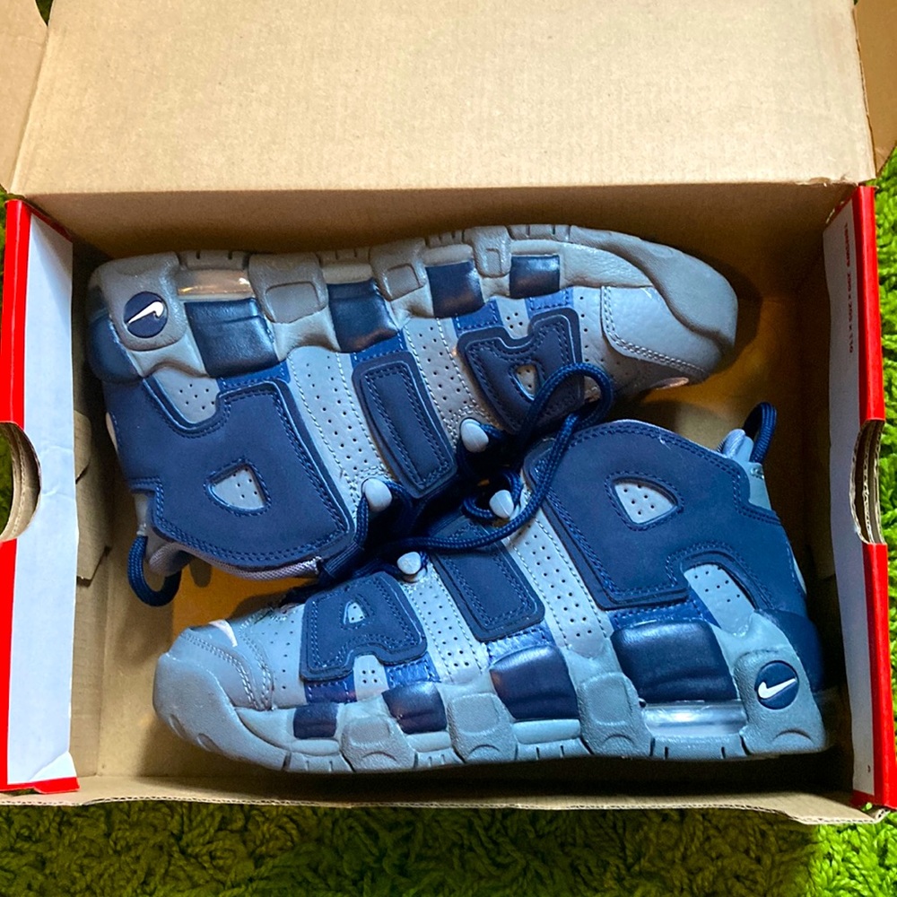 Nike AIR MORE UPTEMPO *Like New*